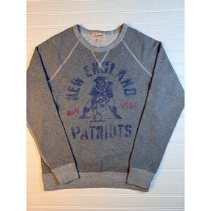 Junk Food New England Patriots Sweatshirt Large Gray Crewneck NFL Retro Graphic